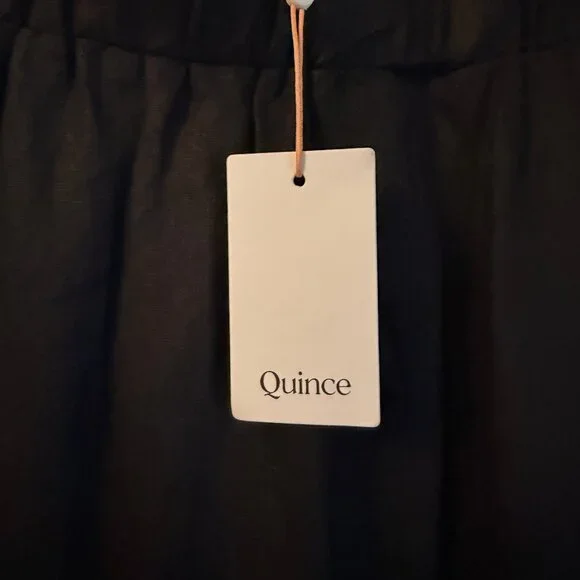 Black Lg 100% European Linen Skirt from Quince - Picture 2 of 4